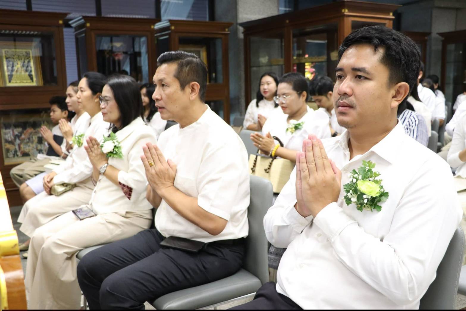 title - ศูนย์ส่งเสริมและพัฒนาอาชีพเสริมนอกภาคการเกษตร โดย สำนักงานการปฏิรูปที่ดินเพื่อเกษตรกรรม จัดโครงการพัฒนาบุคลากรเพื่อเพิ่มประสิทธิภาพการดำเนินงานด้านศิลปหัตถกรรม กิจกรรมไหว้ครูช่าง ณ ชั้น 2 อาคารพระมิ่งขวัญ ศูนย์ส่งเสริมและพัฒนาอาชีพเสริมนอกภาคการเกษตร (ศูนย์ศิลปาชีพบางไทรฯ (เดิม))